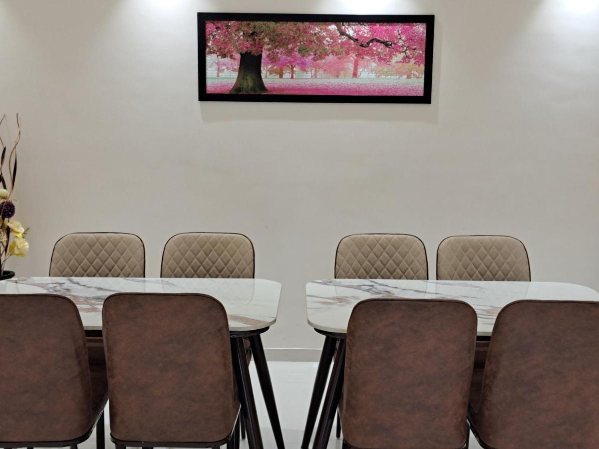 Hotel Bouquet Residency Nášik Exteriér fotografie